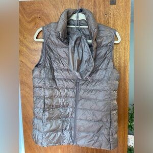 Uniqlo Ultra Light Down puffer vest